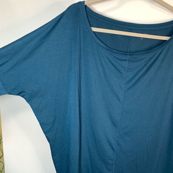 Athleta Bat Wing Top Size Medium - Picture 4 of 7